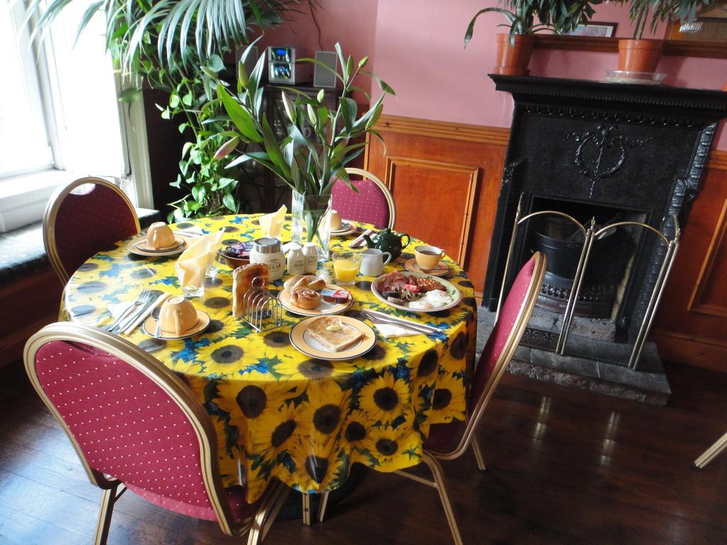 Inn On The Liffey Guesthouse Dublin Exterior foto